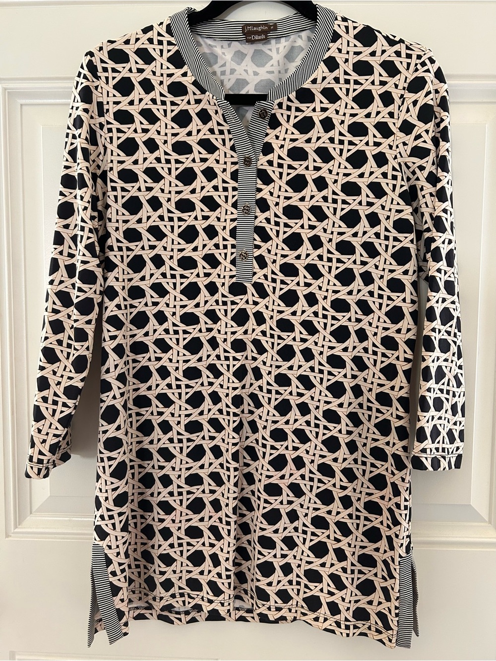 J.McLaughlin Black Ivory Long Sleeve Geometric Lattice Print Henley Jersey Tunic